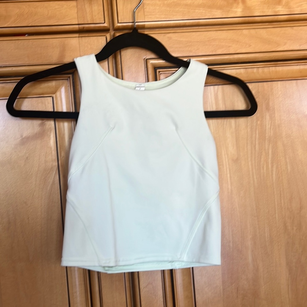 I’m selling a lululemon racerback tank top!! I hope you like it!!!